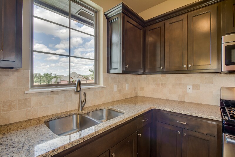 Building Photo - 2701 Hermoso Cir