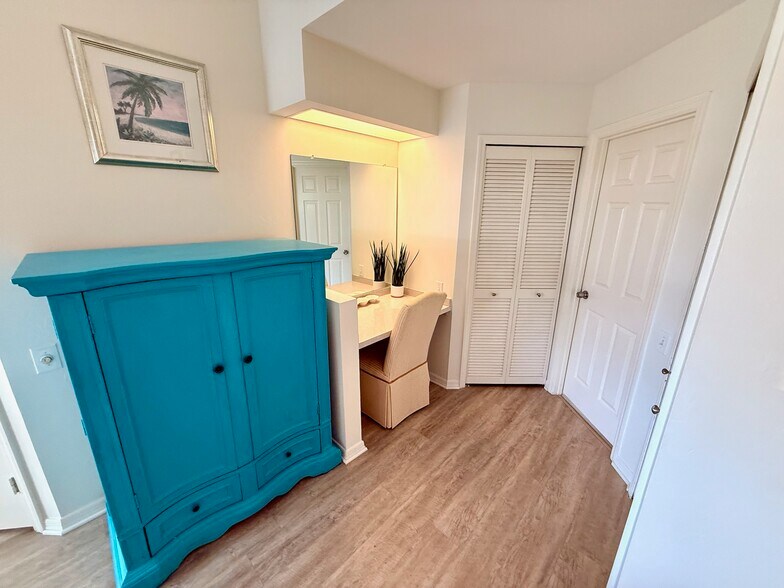 Building Photo - 3941 Leeward Passage Ct
