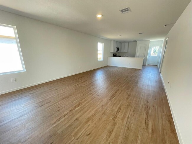 Building Photo - 14990 Ascot Bend Cir