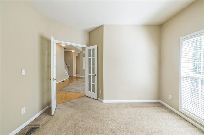 Building Photo - 1698 Broomfield Way