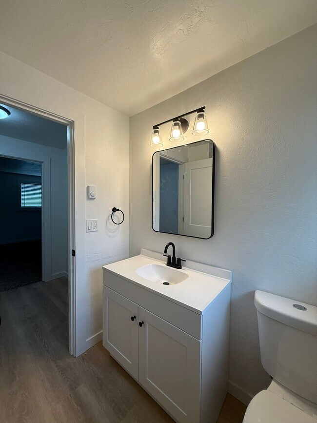 Building Photo - 4012so