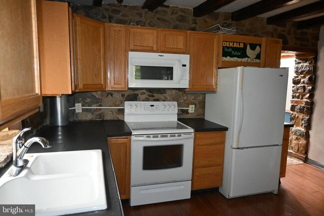 Building Photo - 2420 Urffers Rd