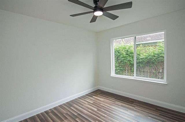 Building Photo - 2608 Lockhart Ave