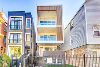 Building Photo - 1021 N Hermitage Ave