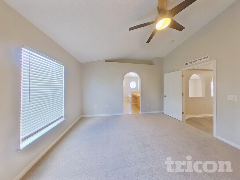 Building Photo - 12945 Bridleford Dr