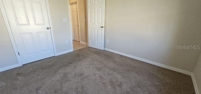 Building Photo - 7401 W Lenox Cir