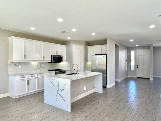 Building Photo - 81125 Avenida Fayelynne