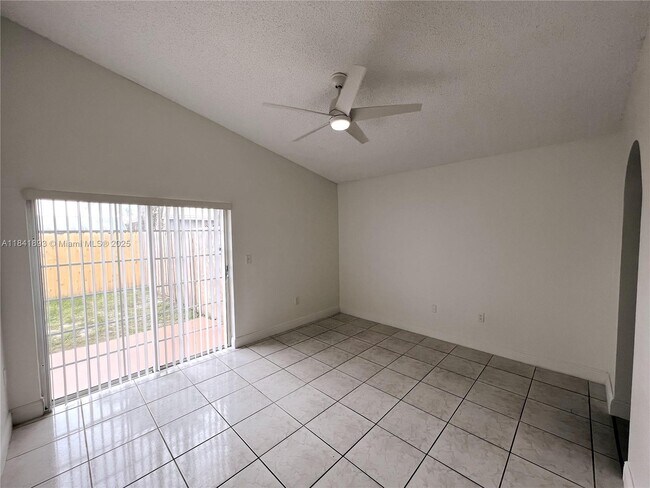 Building Photo - 11341 SW 63rd Terrace