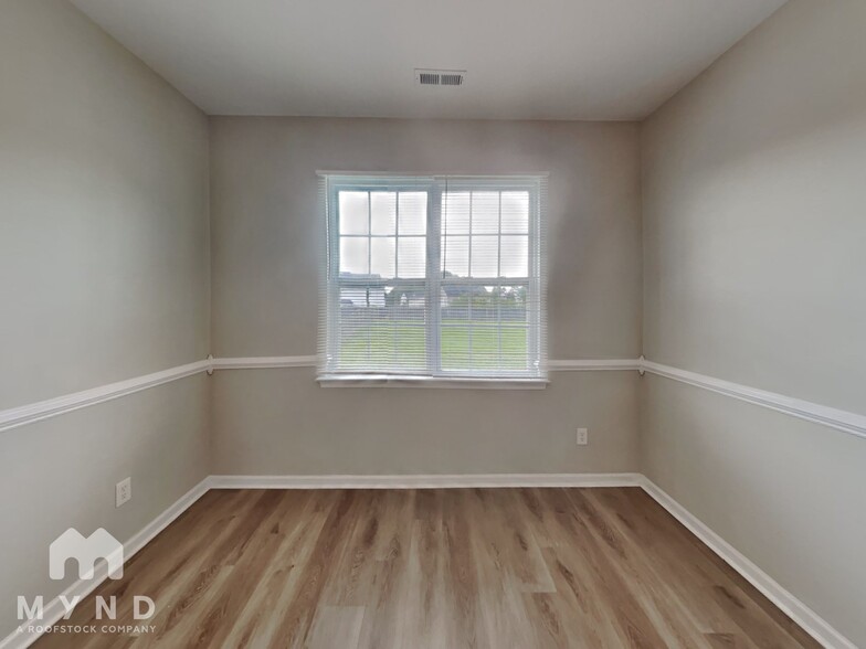 Building Photo - 165 Stallings Mill Dr