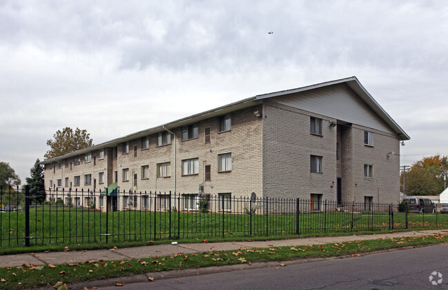 Primary Photo - West Park Manor Apartments