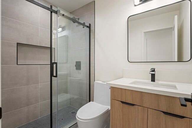 Building Photo - Charming 3 Bedroom Home for Rent in Los Angeles