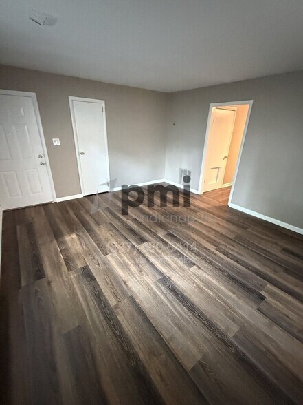 Building Photo - 3241 Guilford Ave