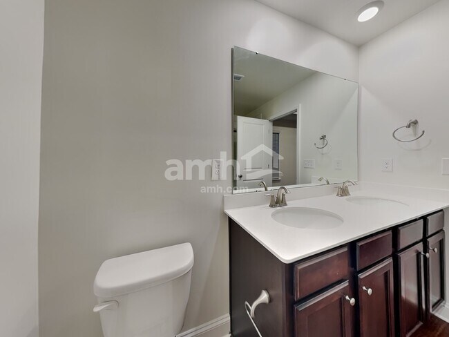 Building Photo - 11017 Hazel Gdns Dr