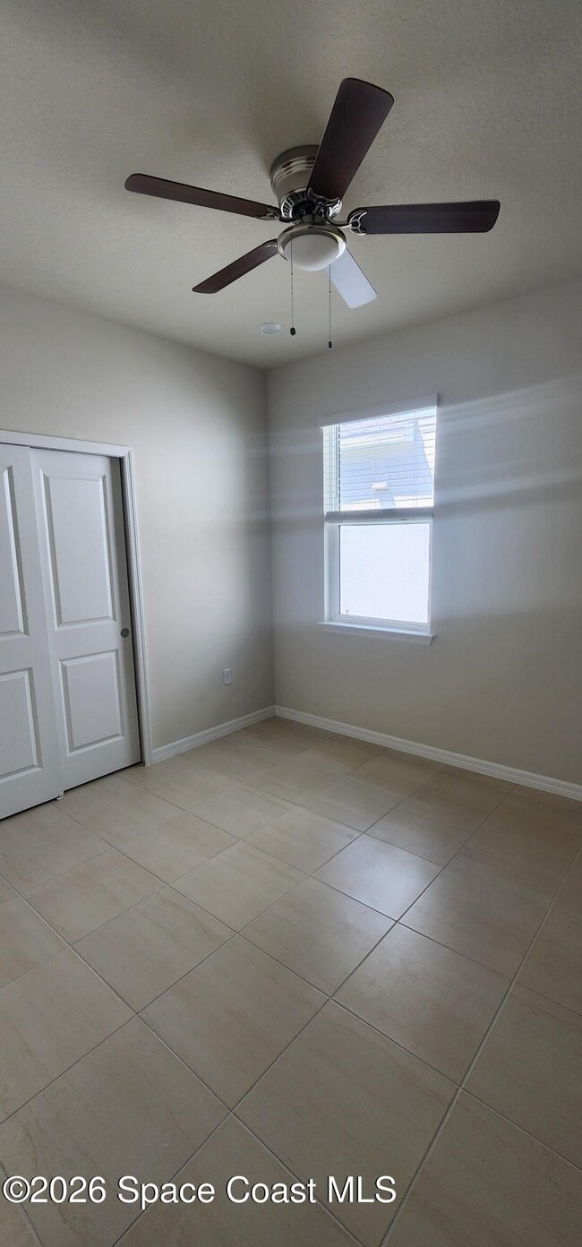 Building Photo - 2532 Painted Sky Ave