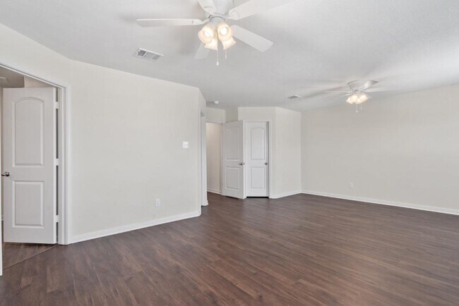 Building Photo - 1342 Amy Dr