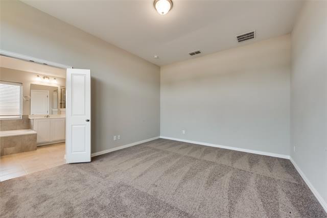 Building Photo - 2813 Mesquite Ave