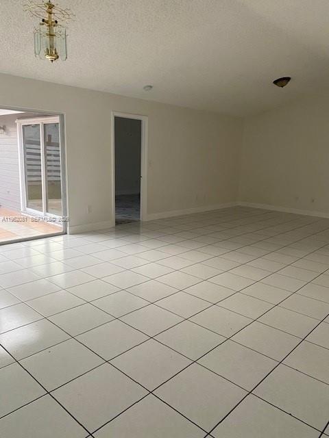 Building Photo - 10304 SW 139th Pl