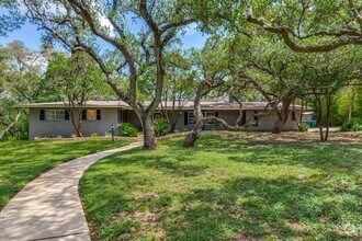 Building Photo - GORGEOUS RANCH-STYLE HOME ON WOODED 1.2 AC...