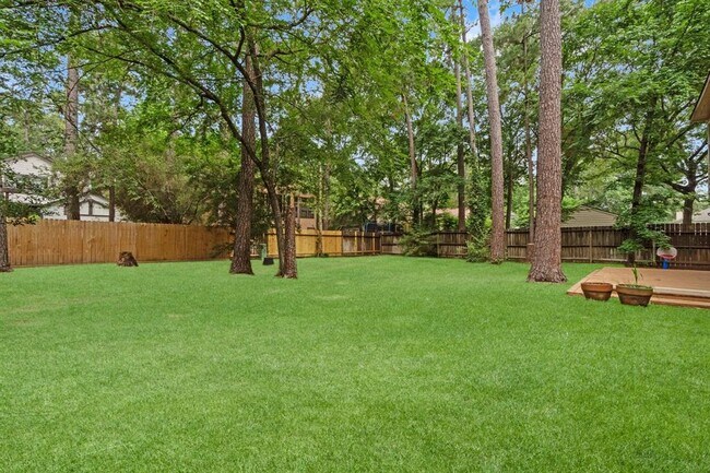 Building Photo - 28 Silver Elm Pl