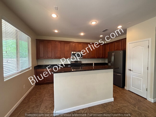 Building Photo - 12901 N Camino Vieja Rancheria