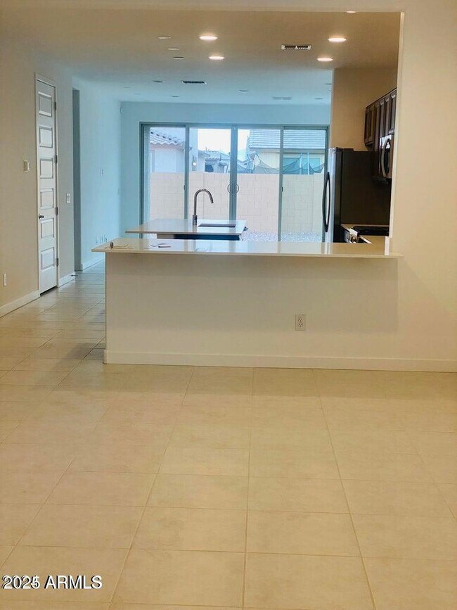 Building Photo - 9449 W Roma Ave