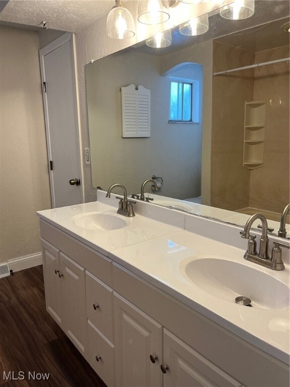 Building Photo - 8671 Ashwood Dr