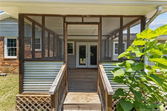 Building Photo - 801 Algood Ave
