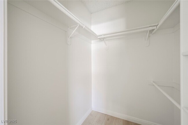 Building Photo - 3823 S Maryland Pkwy