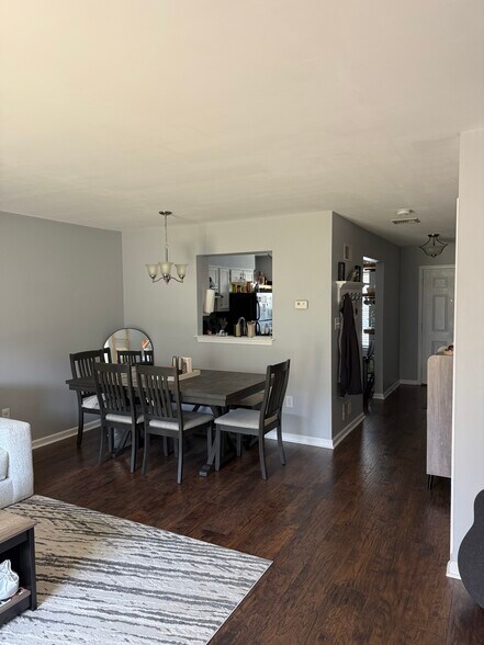 Current Tenant - 115 Delancy Pl
