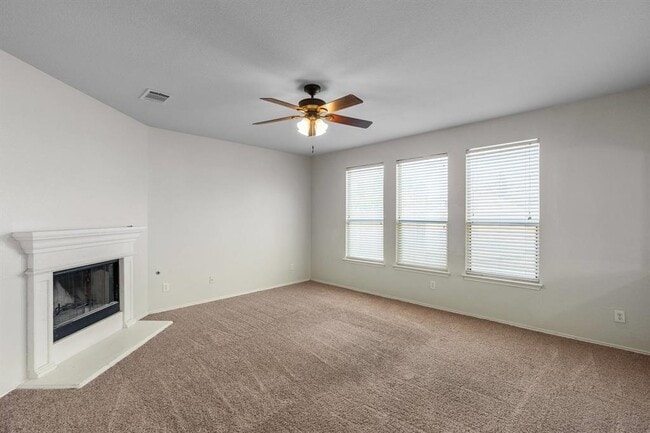 Building Photo - 124 Amberwood Ct
