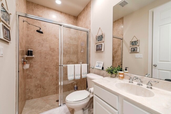 Building Photo - 106 Renaissance Dr