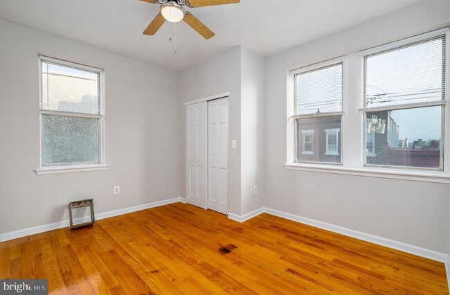 Building Photo - 1537 S 6th St