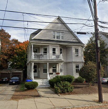 Building Photo - 140 Brooks St