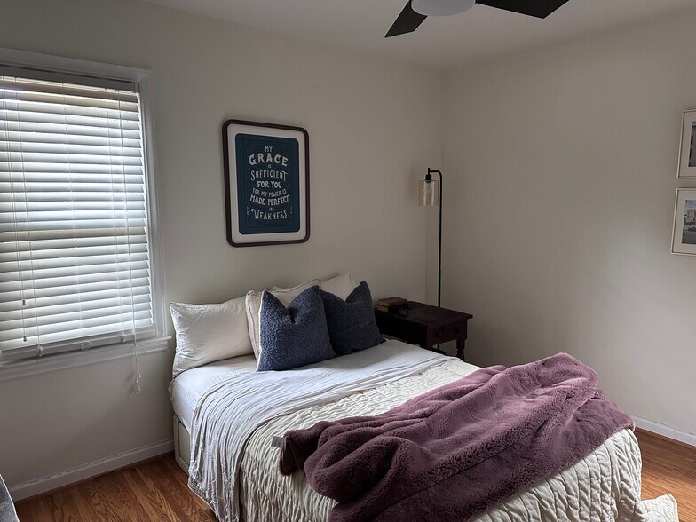 Building Photo - 2519 Ashbrook Ave