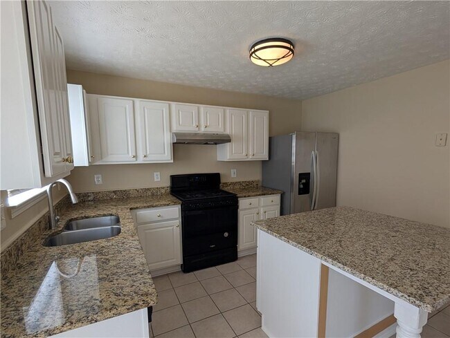 Building Photo - 347 Springhaven Way SE