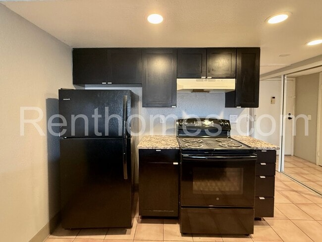 Building Photo - 6275 Rancho Mission Rd