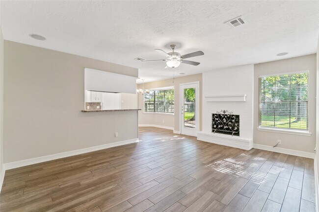 Building Photo - 25814 Leafywood Dr