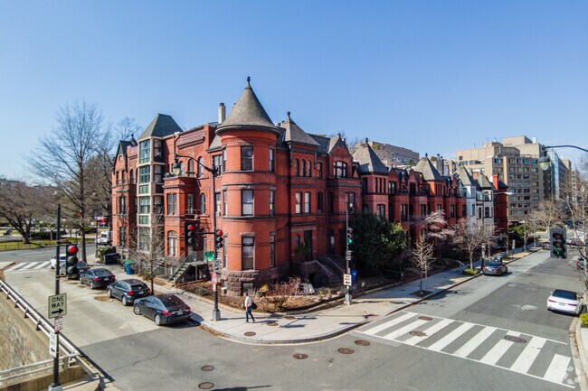Building Photo - 2205 K Street Apartments