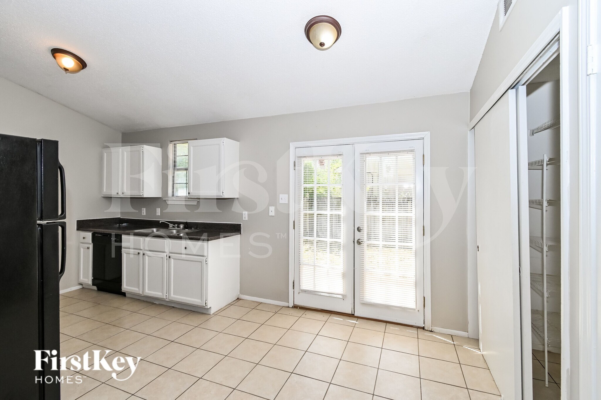 Building Photo - 5765 Ashridge Pl