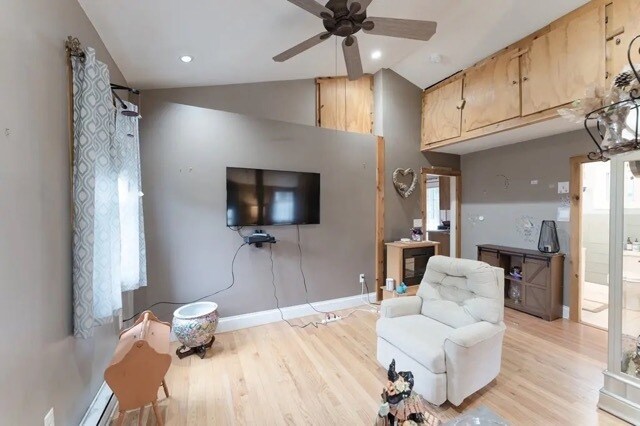 Building Photo - 31 Eton Ave