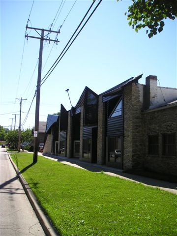 3 - 1630 Payne St