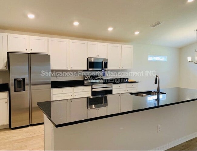 Building Photo - 11838 Stone Pine St