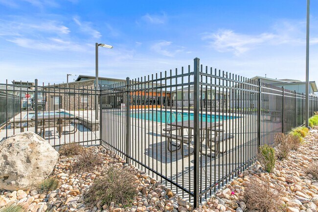 Building Photo - 14962 S Soft Whisper Wy