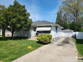 Building Photo - 5860 N 81st St