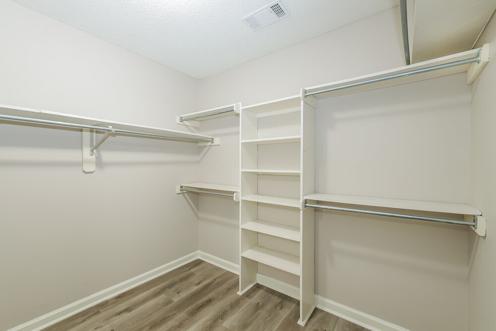 Building Photo - 2582 Hearth Stone Dr