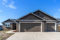 Building Photo - Single Family Home In Airway Heights!!