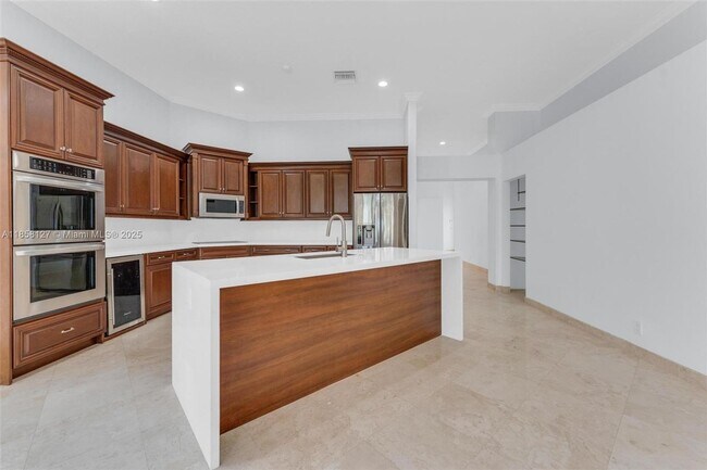 Building Photo - 2468 Bay Isle Ct