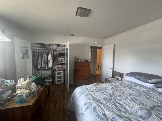Building Photo - 3112 39th St