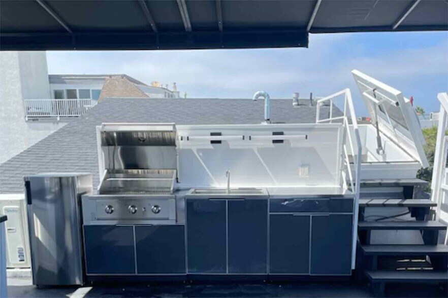 Building Photo - 29 Yawl St