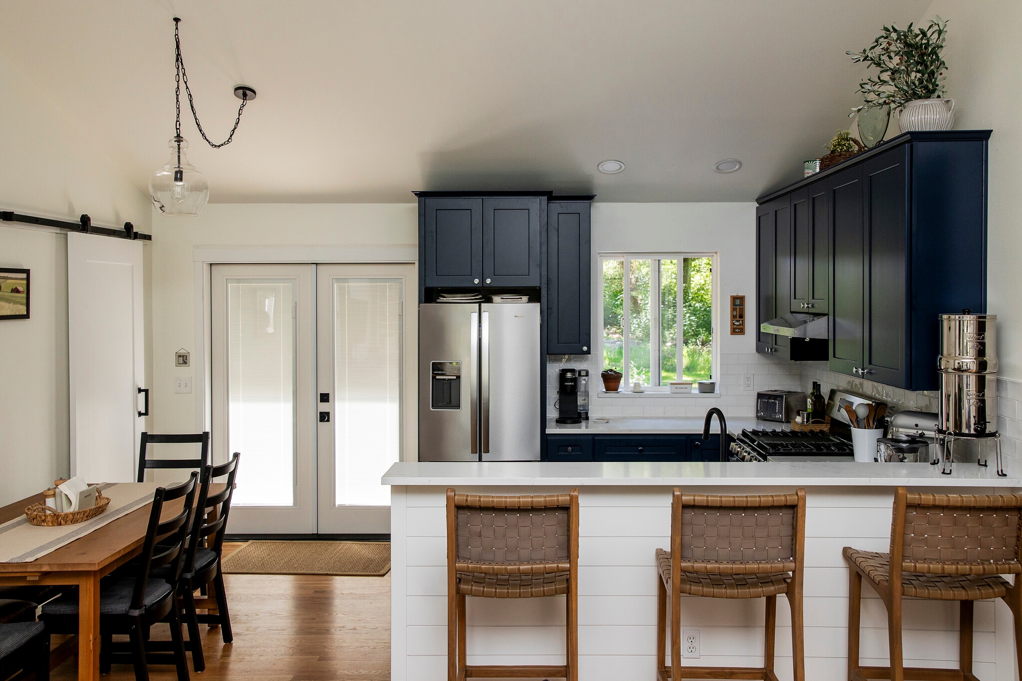 Dining areas and kitchen - 5505 Robinswood Ln